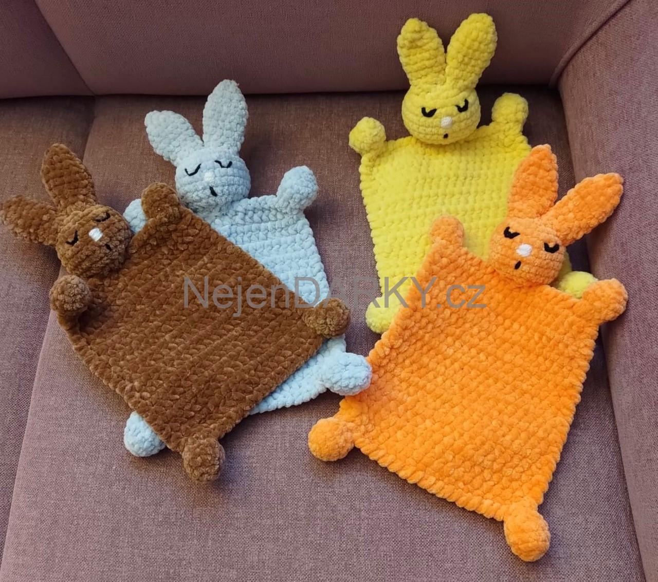 Ušáček - měkkoučký kamarád pro děti - hnědý