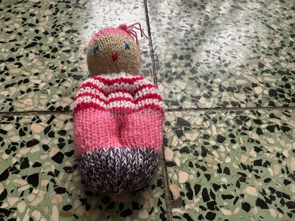 Panáček - hračka pro děti - jen jeden kus