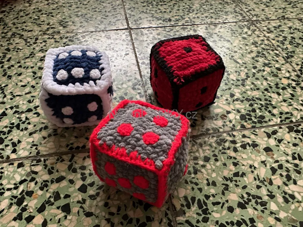 Mini hrací kostka