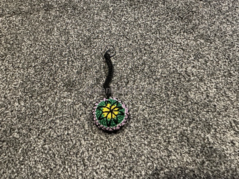 Přívěsek ke klíčům nebo na batoh - zdobené kolečko