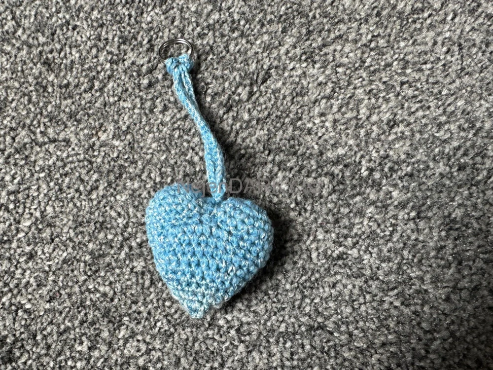 Přívěsek ke klíčům nebo na batoh - srdíčko