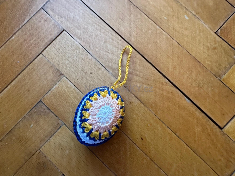 Luxusní háčkovaná kraslice