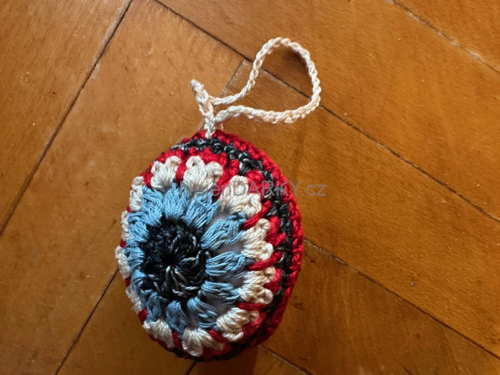 Luxusní háčkovaná kraslice