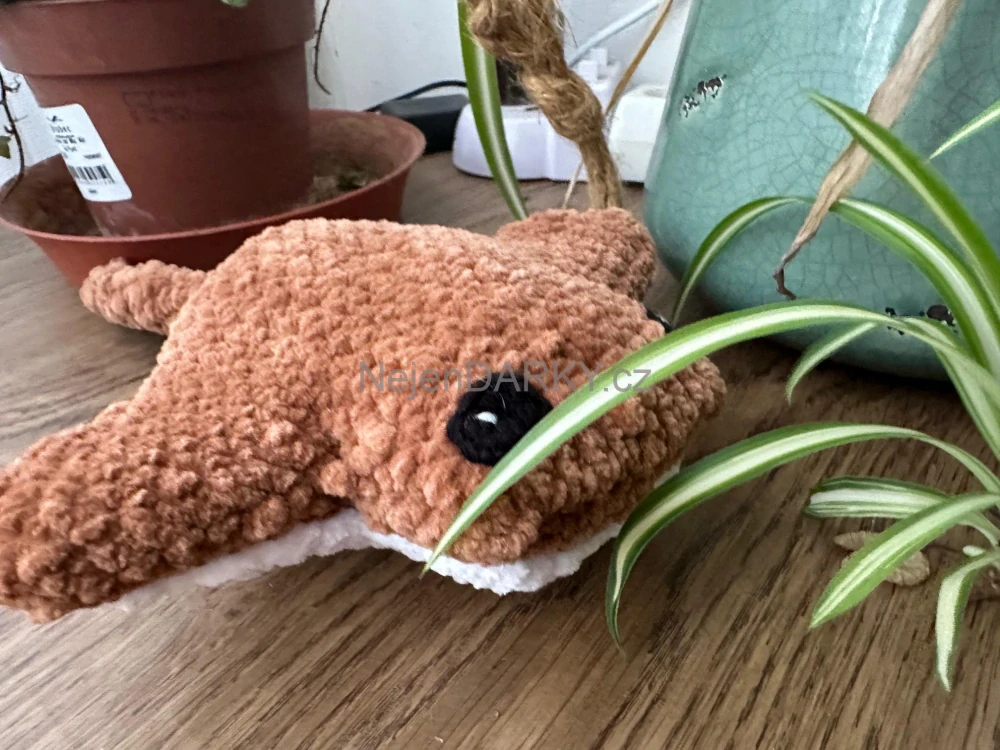 Plyšový rejnok - hnědý