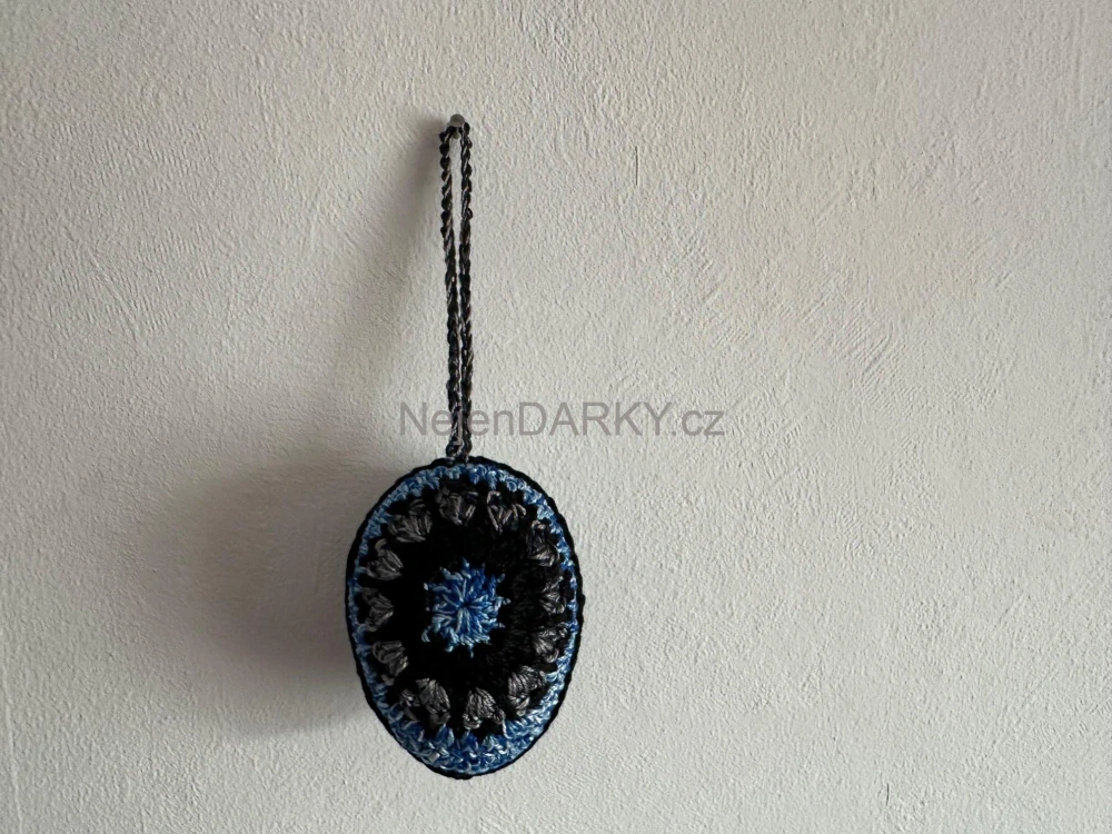 Luxusní háčkovaná kraslice