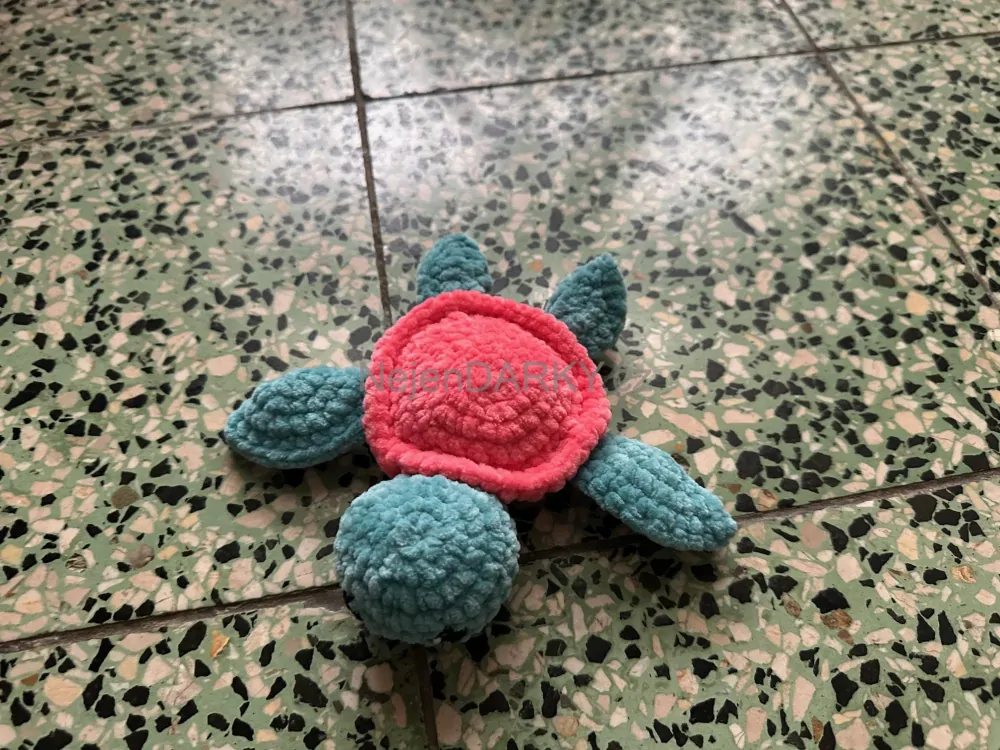 Roztomilá hebká želvička - tyrkysovočervená