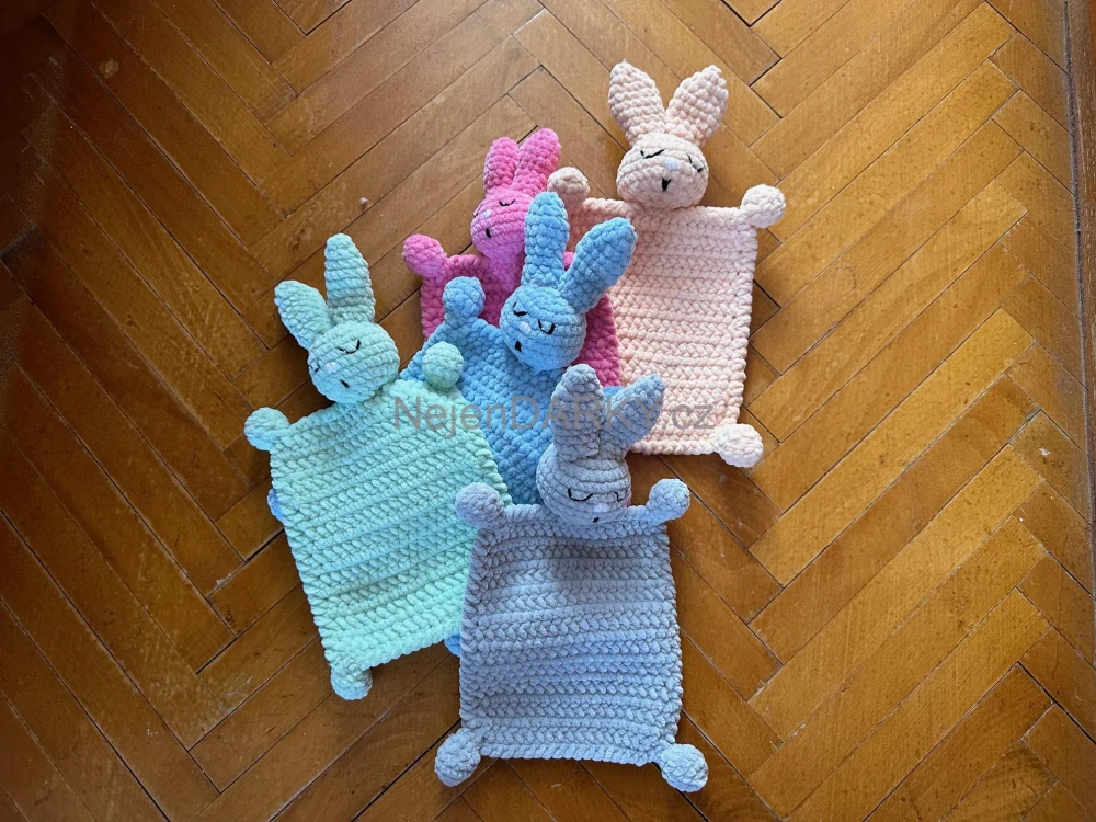 Ušáček - měkkoučký kamarád pro děti - růžový
