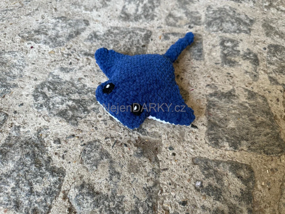 Plyšový rejnok - tmavě modrý