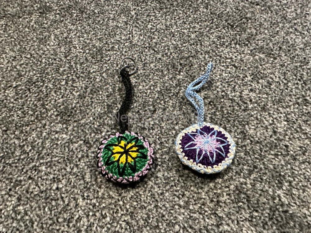 Přívěsek ke klíčům nebo na batoh - zdobené kolečko