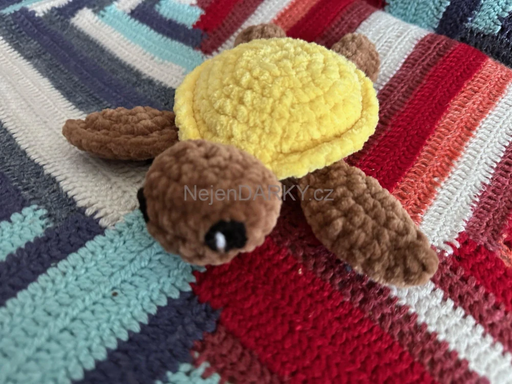 Roztomilá hebká želvička - hnědožlutá