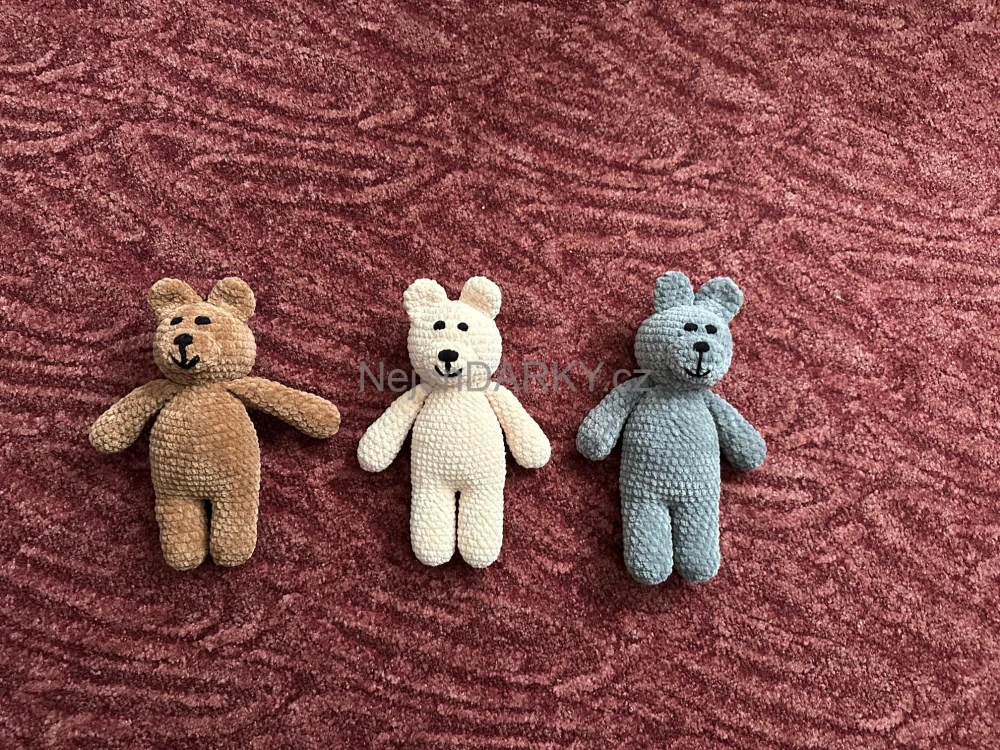 Medvěd šedý plyšový