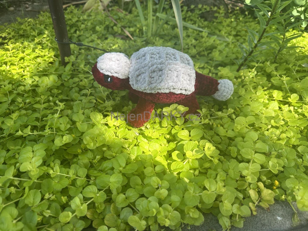 Dinosauři jako hračky! Červený Ankylosaurus