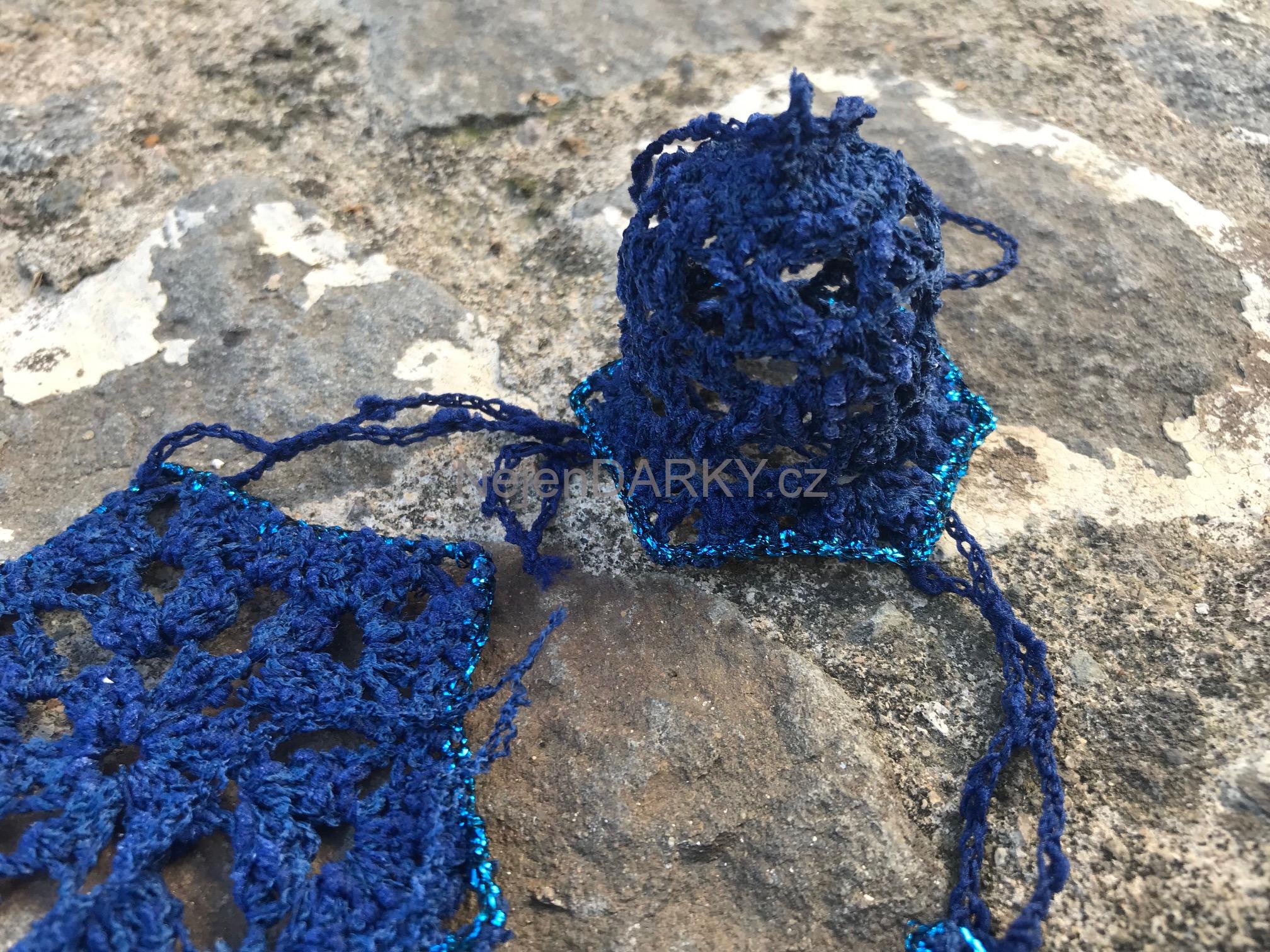 Háčkované ozdoby na stromek - set tm. modrý