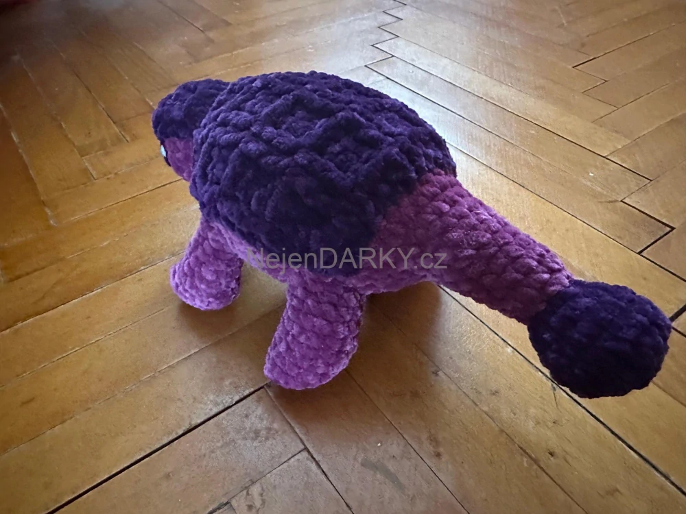 Dinosauři jako hračky! Fialový Ankylosaurus