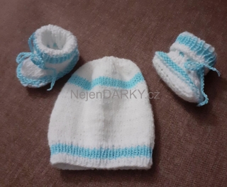 Čepička a bačkůrky věk 3-5 měsíců pohodlí na prvním místě