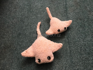 Plyšový rejnok - béžový