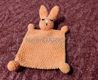 Ušáček - měkkoučký kamarád pro děti - oranžový