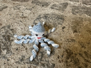 Přívěsek ke klíčům nebo na batoh