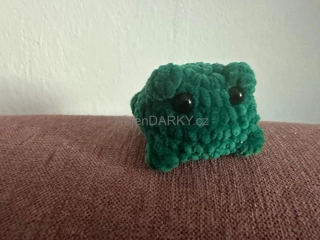 Malá žabka zelená